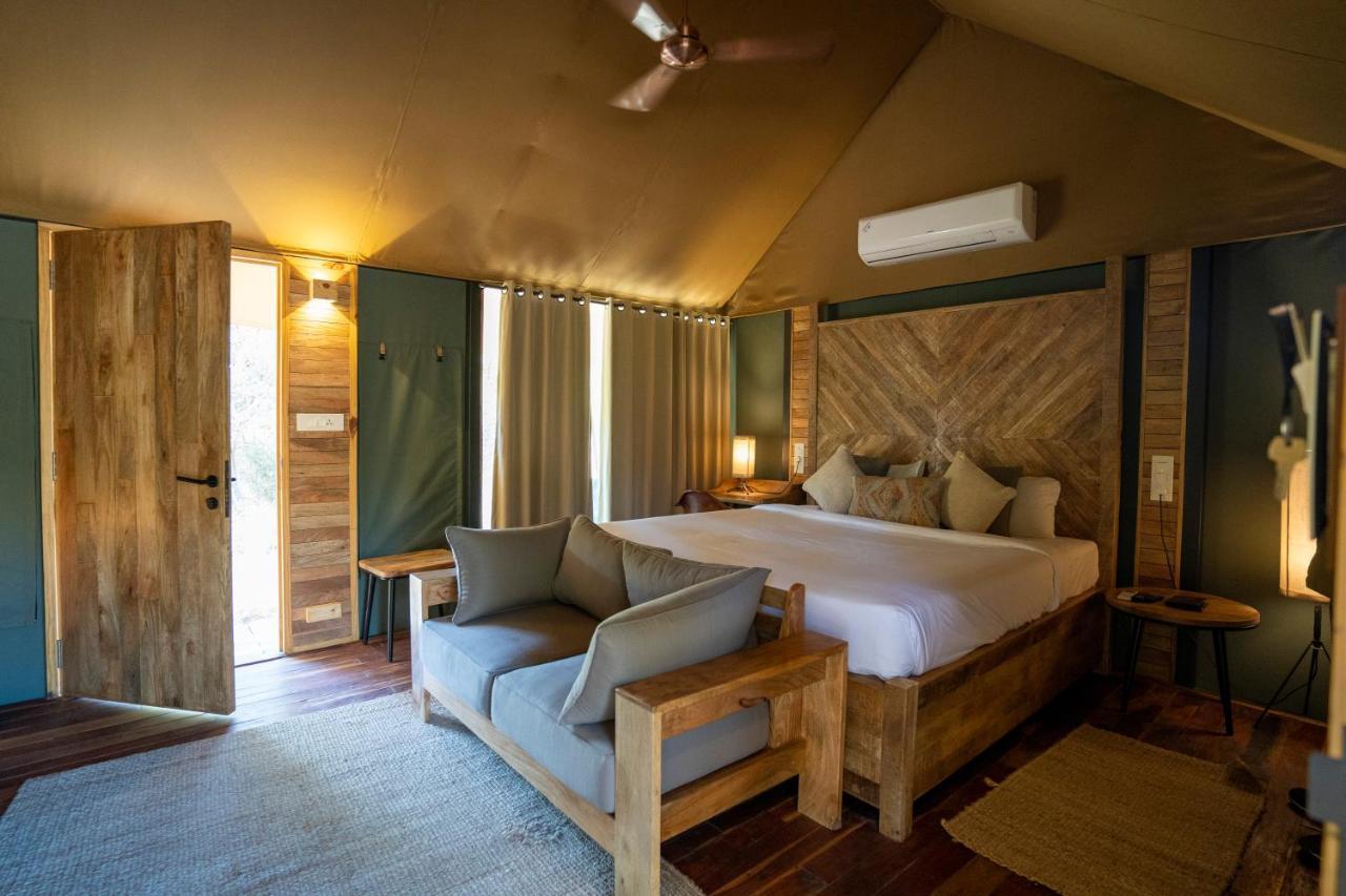 Trees N Tigers Luxury Wildlife Lodge Akbarpur  Exterior foto