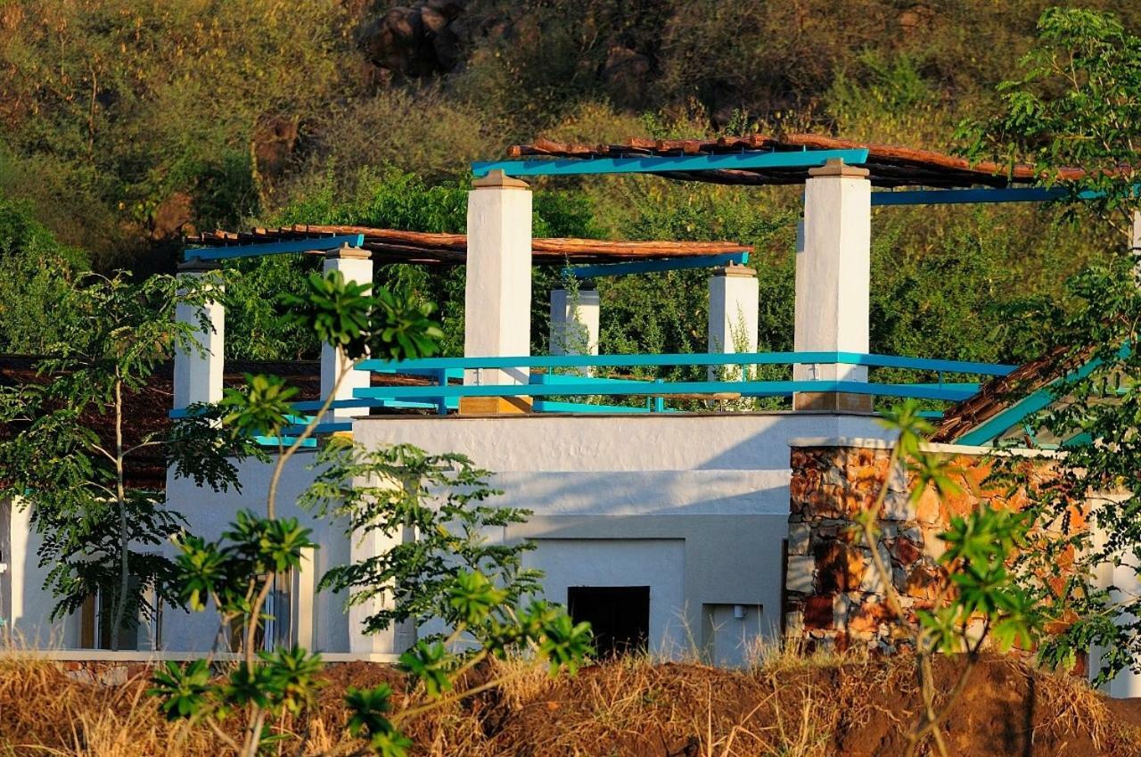 Trees N Tigers Luxury Wildlife Lodge Akbarpur  Exterior foto